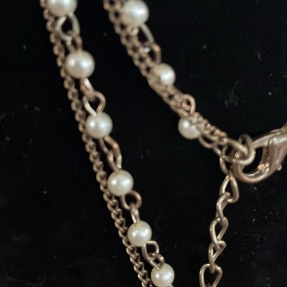 Vintage faux pearl with rhinestone Key Pendant Necklace 34” - Picture 5 of 7